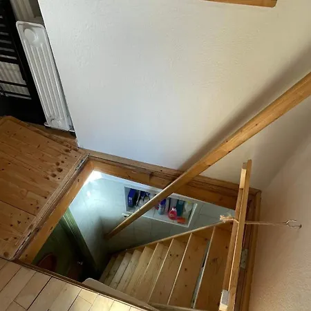 아파트 Super Small Micro-treehouse In The Centre *